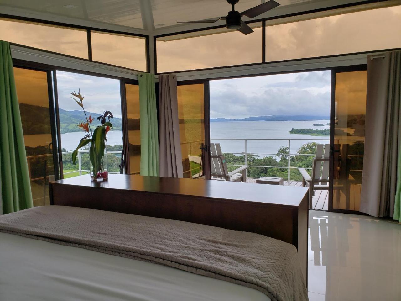 Hotel Laguna Arenal Union エクステリア 写真
